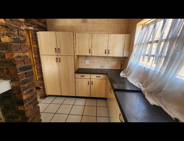 3 BEDROOM HOUSE FOR SALE IN SUNWARD PARK